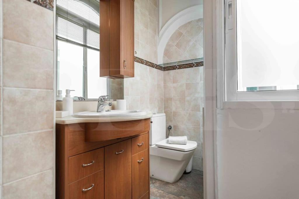 Apartament Charming With Private Patio By Rems *